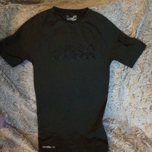 Army green under Armour compression shirt